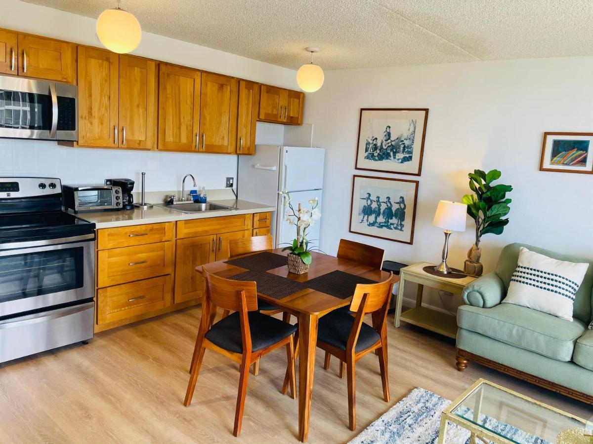 Waikiki Banyan 3411 Ocean View - Free Parking Apartment Honolulu Exterior photo