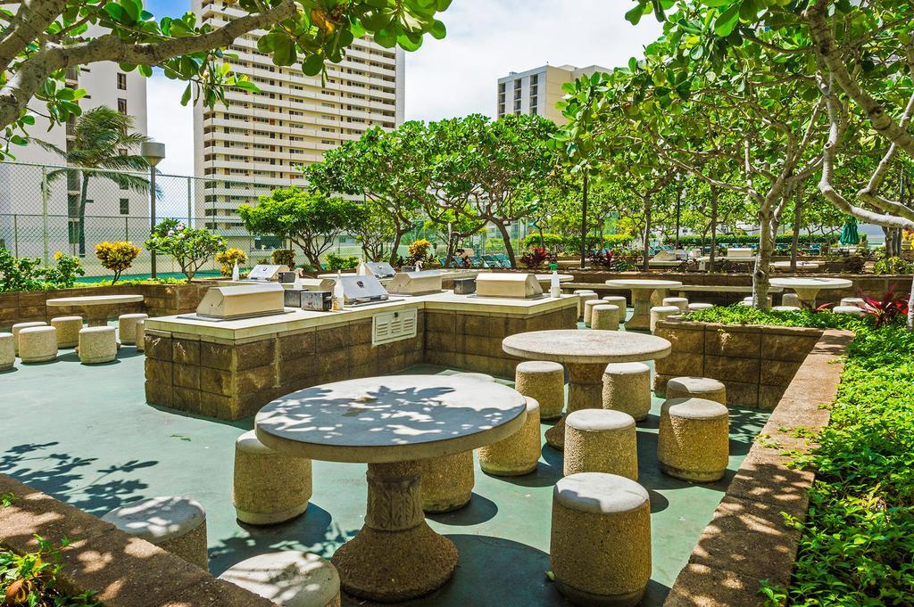 Waikiki Banyan 3411 Ocean View - Free Parking Apartment Honolulu Exterior photo